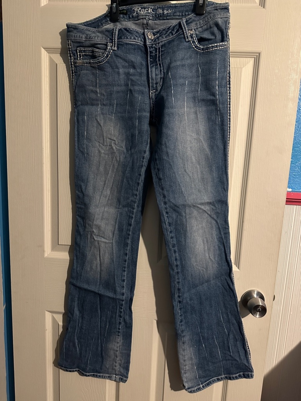 Rock & Republic Women's Medium Blue Flared Jeans